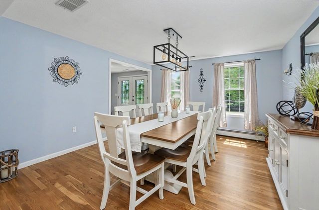 72 Heritage Rd, Dracut, MA 01826