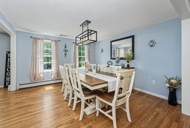 72 Heritage Rd, Dracut, MA 01826