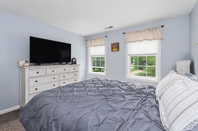 72 Heritage Rd, Dracut, MA 01826