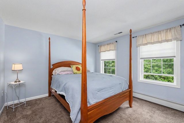 72 Heritage Rd, Dracut, MA 01826