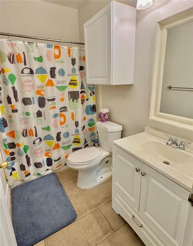 8828 DUNES COURT 12 201, Kissimmee, FL 34747