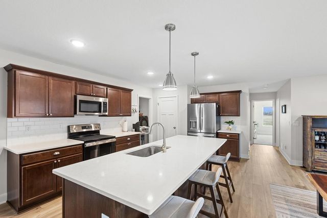 1616 Justice Way, Knoxville, IA 50138