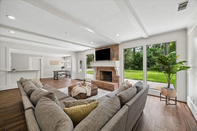 2702 Royal Circle Drive, Kingwood, TX 77339