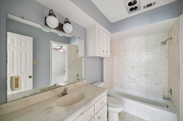 2702 Royal Circle Drive, Kingwood, TX 77339
