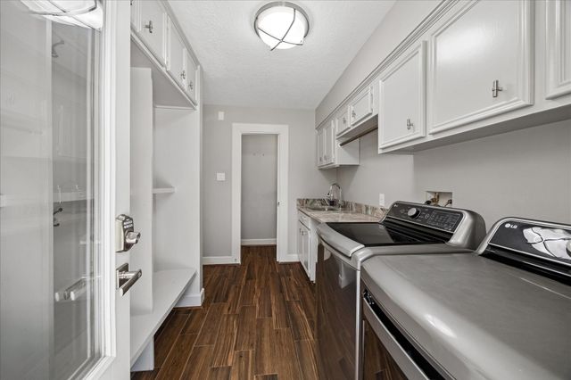 2702 Royal Circle Drive, Kingwood, TX 77339