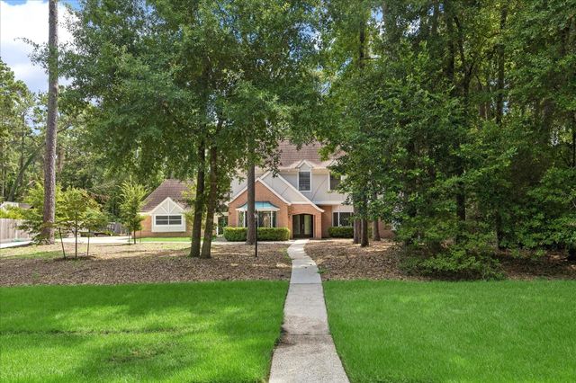 2702 Royal Circle Drive, Kingwood, TX 77339