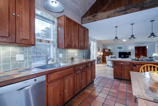3 Seagull Lane, Harwich, MA 02645