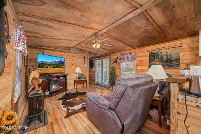 810 Mitchell Lane, Jamestown, TN 38556