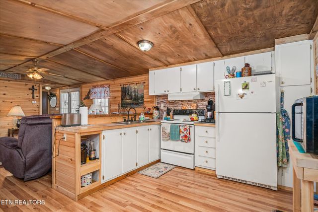 810 Mitchell Lane, Jamestown, TN 38556