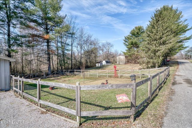 810 Mitchell Lane, Jamestown, TN 38556