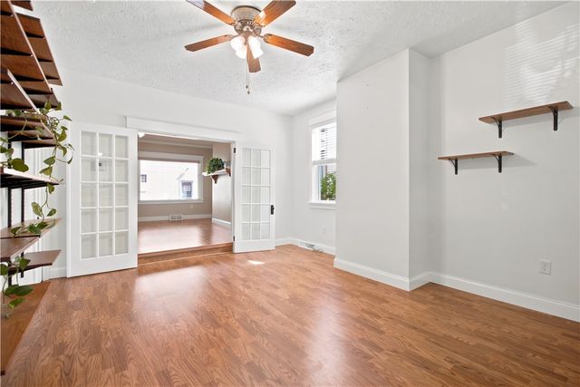 1271 Lewis St, Mt Washington, PA 15220