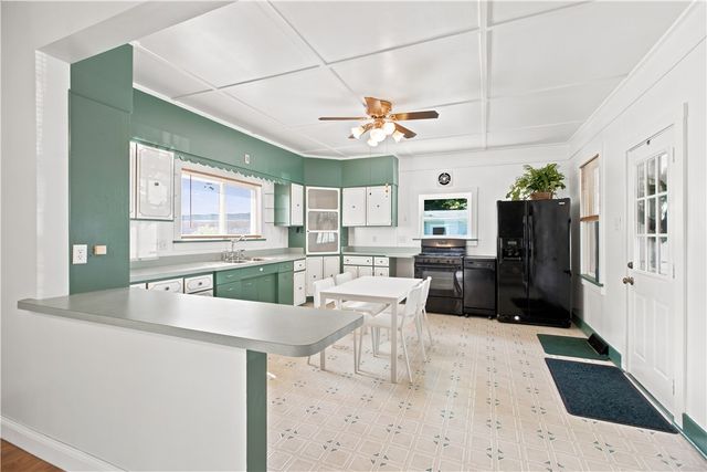 1271 Lewis St, Mt Washington, PA 15220