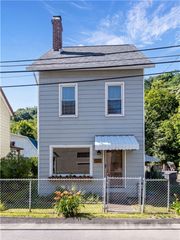 1271 Lewis St, Mt Washington, PA 15220