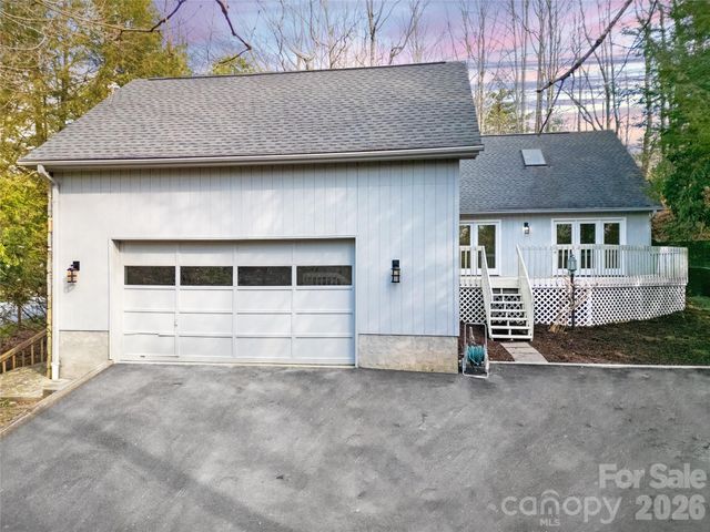 3814 Connestee Trail, Brevard, NC 28712