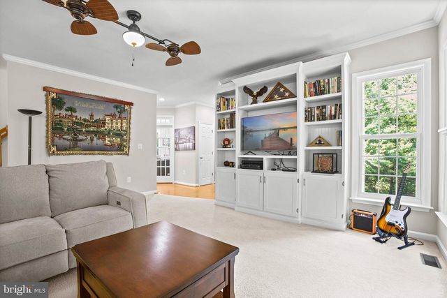 10 GARNER DR, Fredericksburg, VA 22405