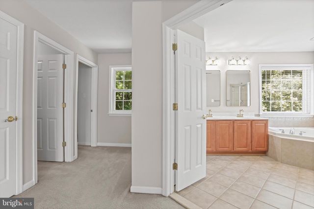 10 GARNER DR, Fredericksburg, VA 22405