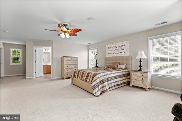 10 GARNER DR, Fredericksburg, VA 22405