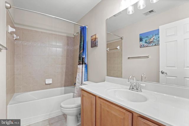 10 GARNER DR, Fredericksburg, VA 22405