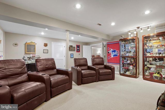 10 GARNER DR, Fredericksburg, VA 22405