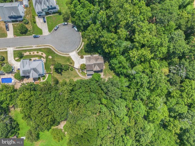 10 GARNER DR, Fredericksburg, VA 22405