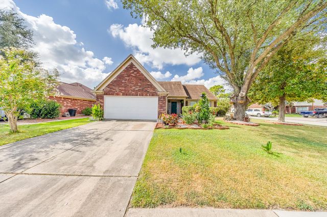 1727 Plumwood Drive, Houston, TX 77014