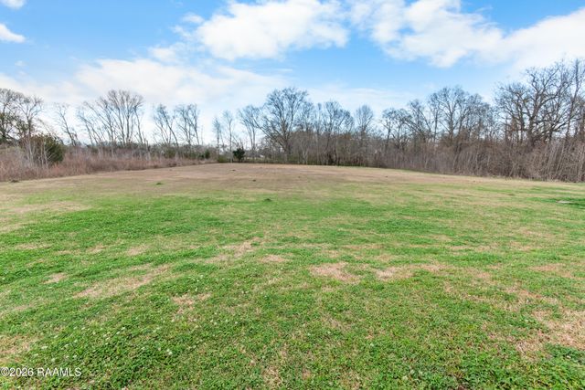 1171 Charles Marks Road, Arnaudville, LA 70512