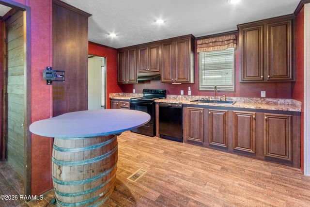 1171 Charles Marks Road, Arnaudville, LA 70512