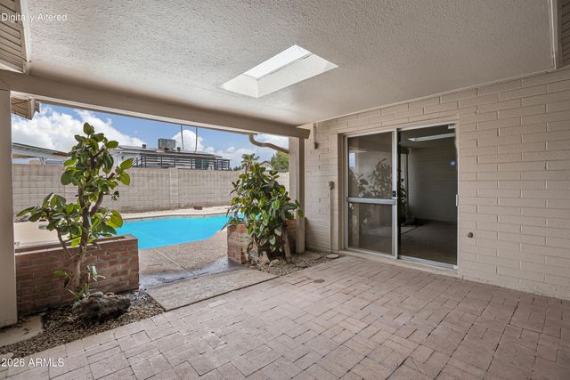 4554 W PARADISE Drive, Glendale, AZ 85304