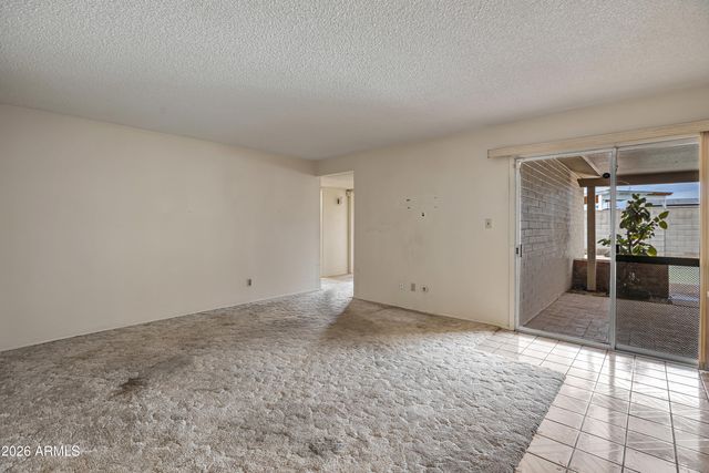 4554 W PARADISE Drive, Glendale, AZ 85304