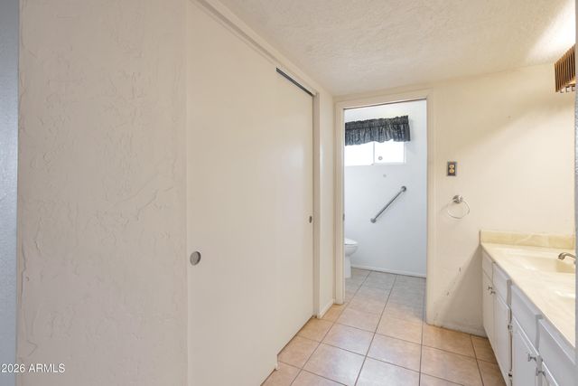 4554 W PARADISE Drive, Glendale, AZ 85304