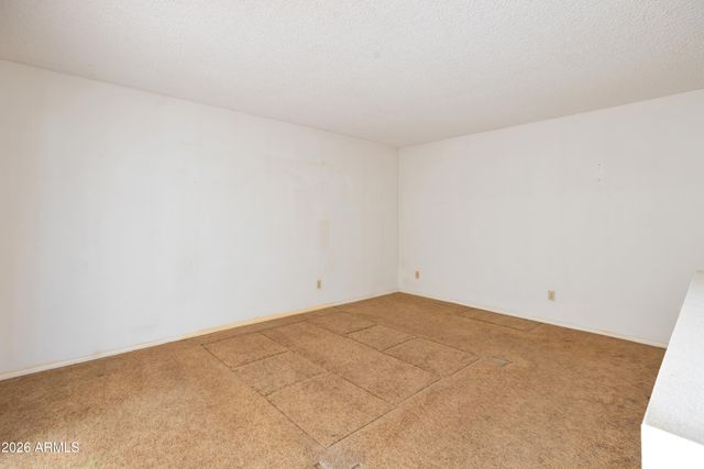 4554 W PARADISE Drive, Glendale, AZ 85304