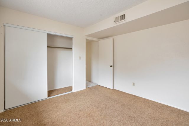 4554 W PARADISE Drive, Glendale, AZ 85304