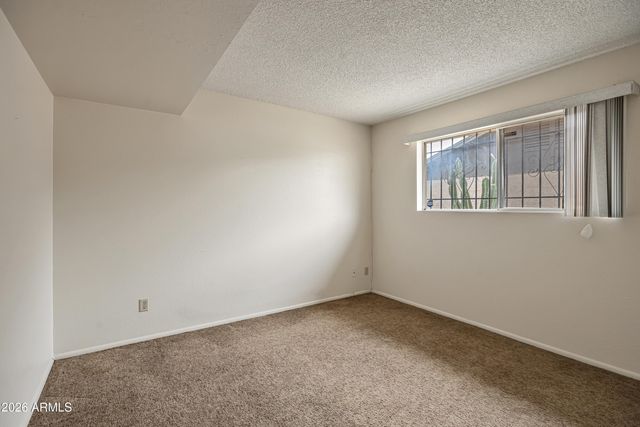 4554 W PARADISE Drive, Glendale, AZ 85304