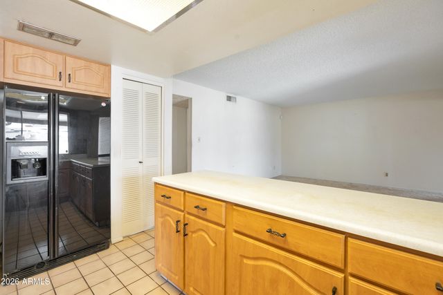 4554 W PARADISE Drive, Glendale, AZ 85304