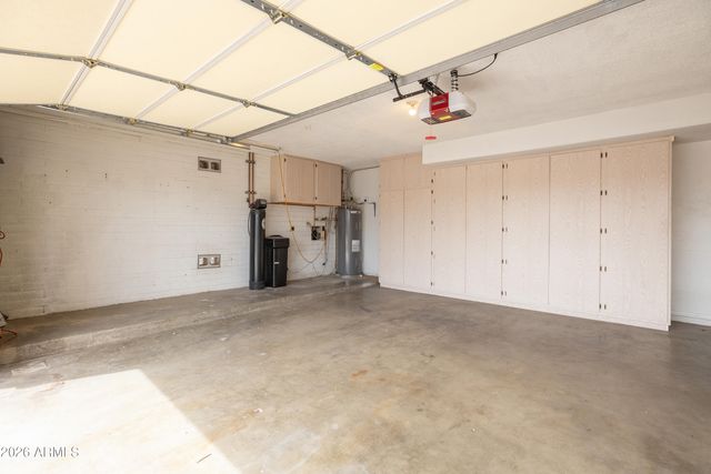 4554 W PARADISE Drive, Glendale, AZ 85304