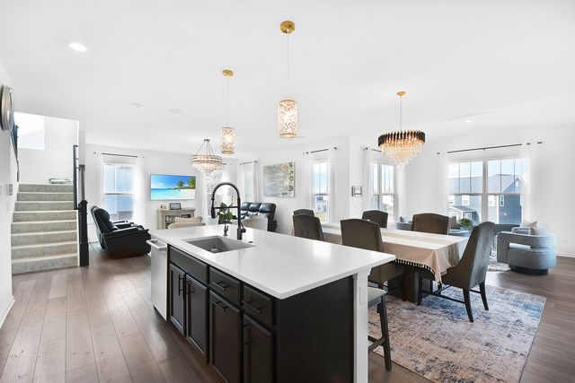 42 Open Parkway N, Hawthorn Woods, IL 60047