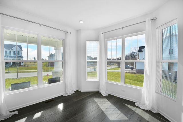 42 Open Parkway N, Hawthorn Woods, IL 60047