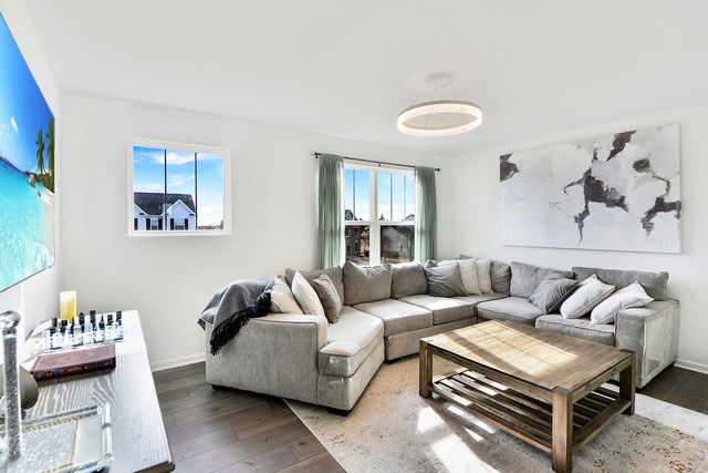 42 Open Parkway N, Hawthorn Woods, IL 60047