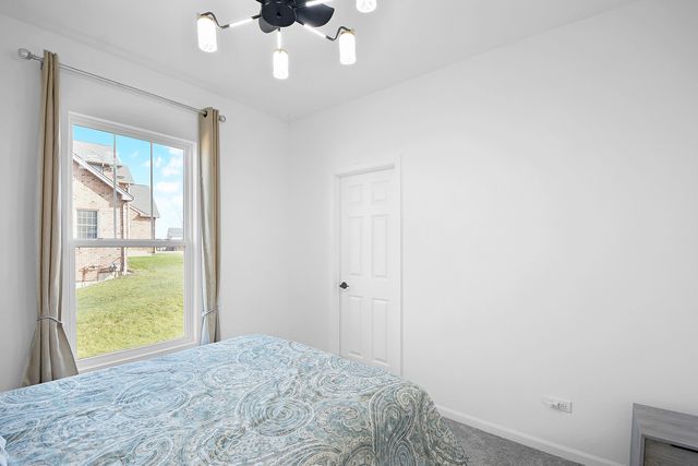 42 Open Parkway N, Hawthorn Woods, IL 60047