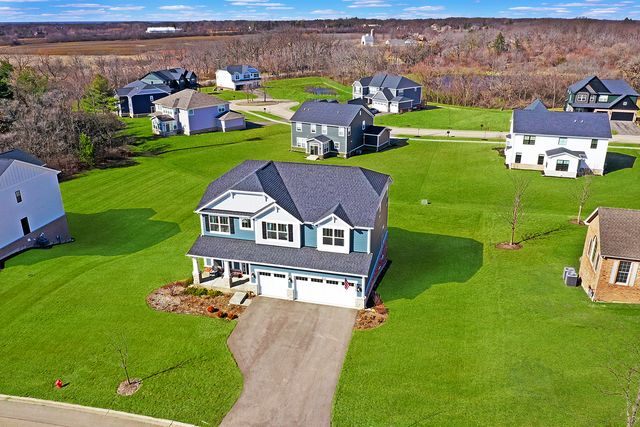 42 Open Parkway N, Hawthorn Woods, IL 60047