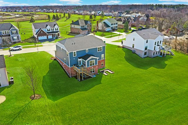 42 Open Parkway N, Hawthorn Woods, IL 60047