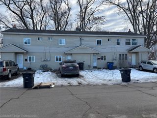 2103 Elbridge Court, Westland, MI 48186