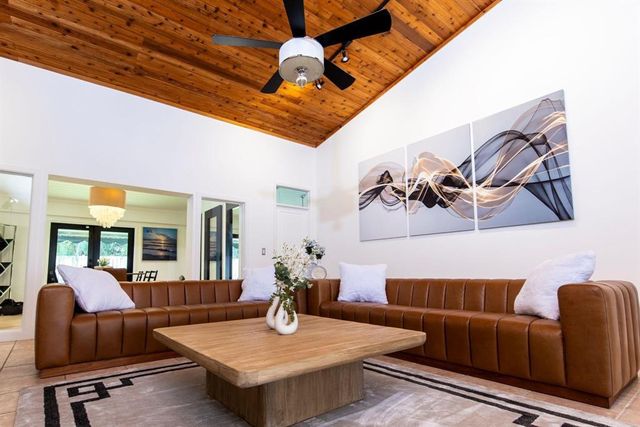 222 N Tradewinds Avenue, Lauderdale-By-The-Sea, Fort Lauderdale, FL 33308