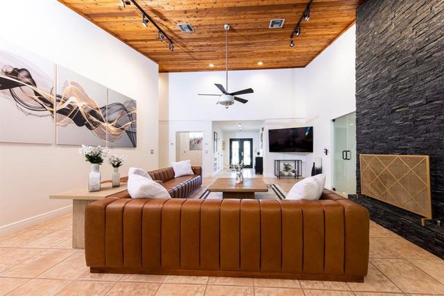 222 N Tradewinds Avenue, Lauderdale-By-The-Sea, Fort Lauderdale, FL 33308