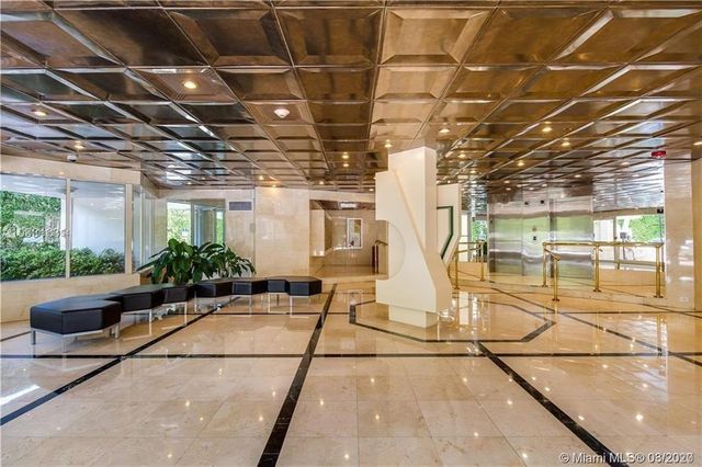 1881 Washington Ave, Miami Beach, FL 33139