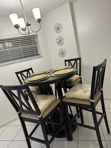 1881 Washington Ave, Miami Beach, FL 33139