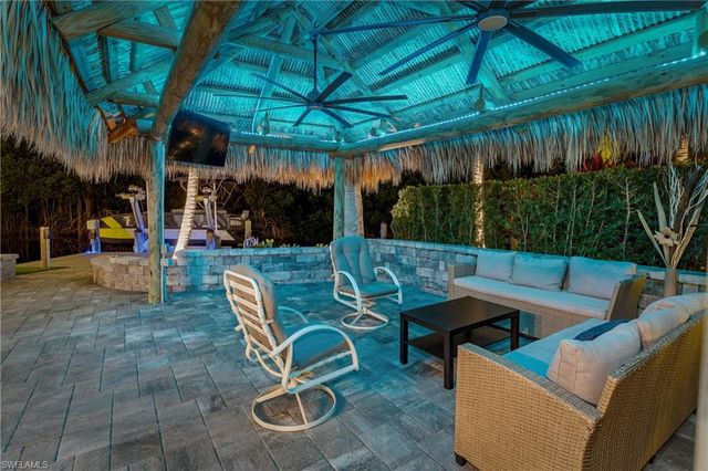 13319 Snook CIR, Naples, FL 34114