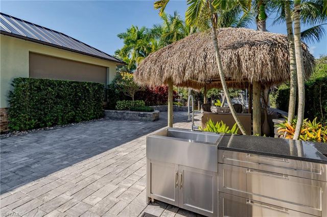 13319 Snook CIR, Naples, FL 34114