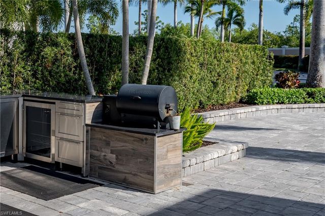 13319 Snook CIR, Naples, FL 34114
