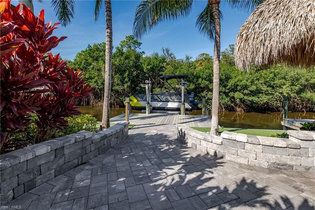 13319 Snook CIR, Naples, FL 34114